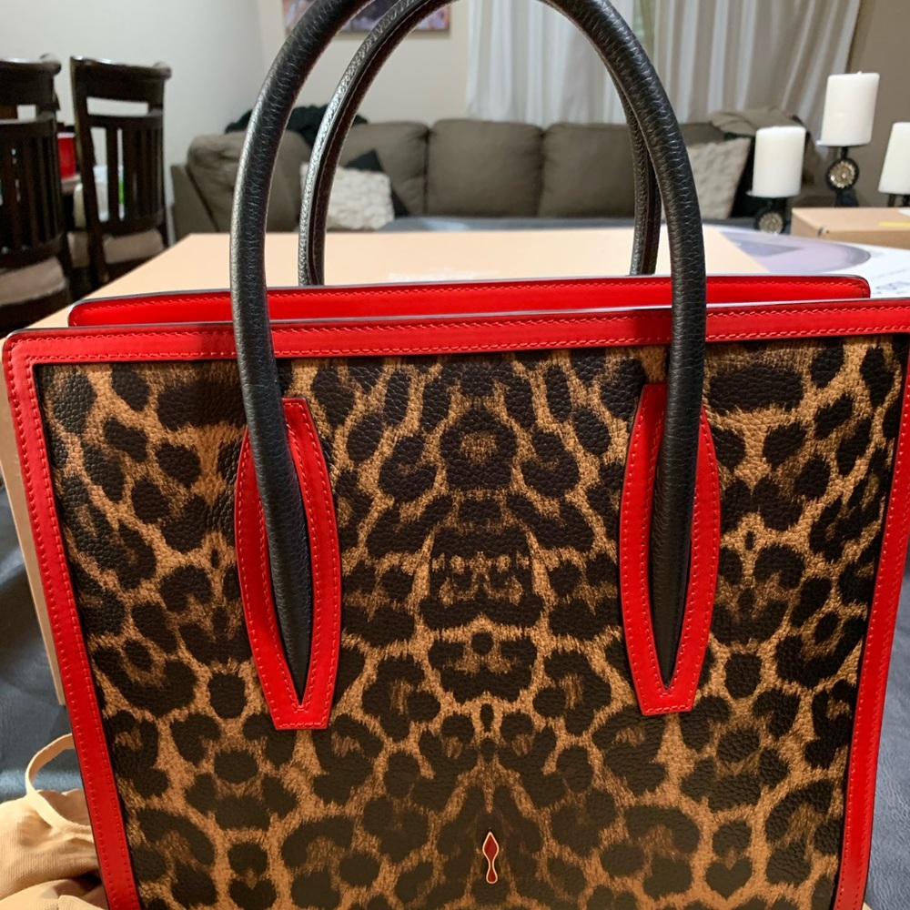 ❌SOLD❌CHRISTIAN LOUBOUTIN Medium Paloma Bag